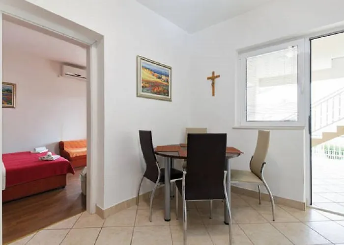 Ivarossa Appartement *