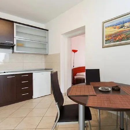 Apartment Ivarossa Trogir