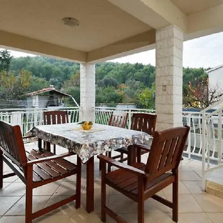 Ivarossa Apartman Trogir