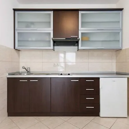 Apartman Ivarossa *
